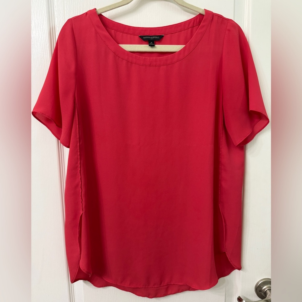 Banana Republic Coral Blouse